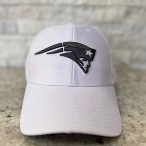 New England Patriots '47 unisex Clean Up Logo Adjustable Hat - White
